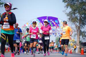 BIB: 4598
                            <button type="button" onclick="openModal(10036890)" class="btn btn-primary btn-sm float-right btn-popup" data-toggle="modal" data-target=".modal-high-quality">
                        <i class="fas fa-shopping-cart"></i> Add to Cart
                    </button>
                                            <button type="button" onclick="isThisMe(10036890, true)" class="btn btn-success btn-sm float-right btn-popup btn-isme hidden" data-toggle="tooltip" data-placement="bottom" title="นี่คือรูปของคุณใช่ไหม คลิกที่นี่เพื่อเอาเข้าอัลบั้ม">
                        <i class="fas fa-plus"></i> Add to album
                    </button>
                    <button type="button" onclick="isThisMe(10036890, false)" class="btn btn-warning btn-sm float-right btn-popup btn-isnotme hidden">
                        <i class="fas fa-ban"></i> Remove from album
                    </button>